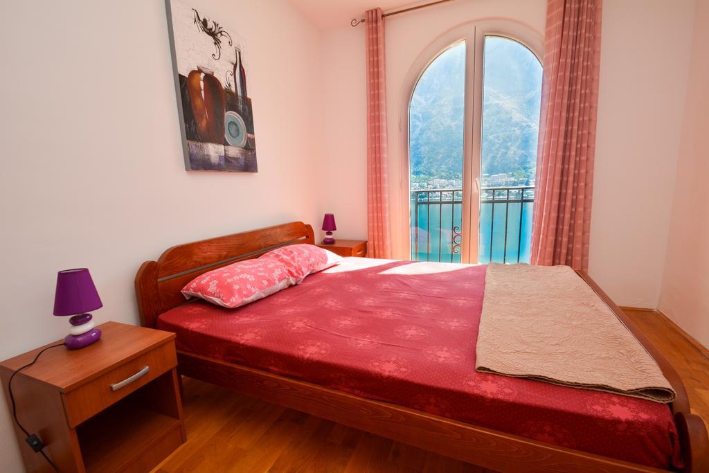 Apartments Panorama Котор Екстериор снимка